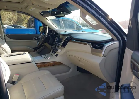 2015 GMC Yukon Xl 1500 Denali z USA, uszkodzony, nr VIN 1GKS2JKJ0FR553268